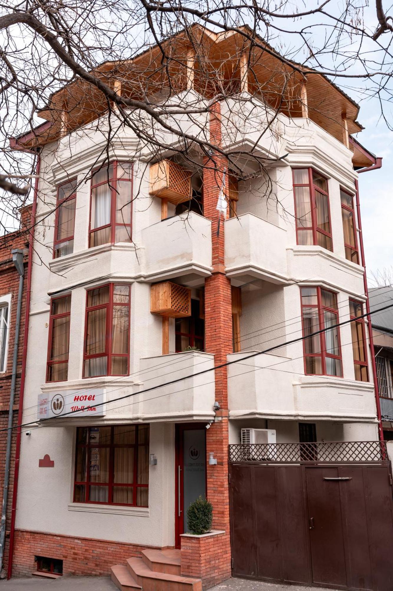טביליסי Hotel Well Inn מראה חיצוני תמונה