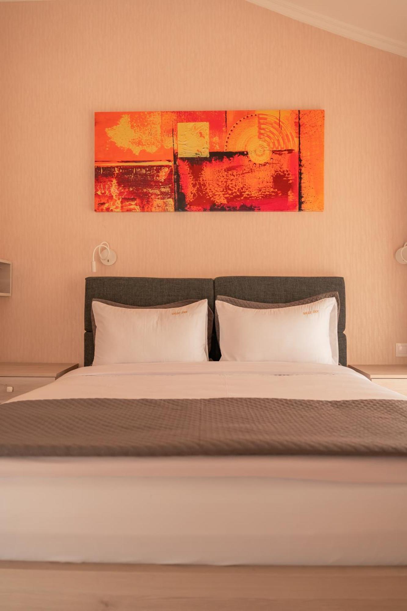 טביליסי Hotel Well Inn מראה חיצוני תמונה