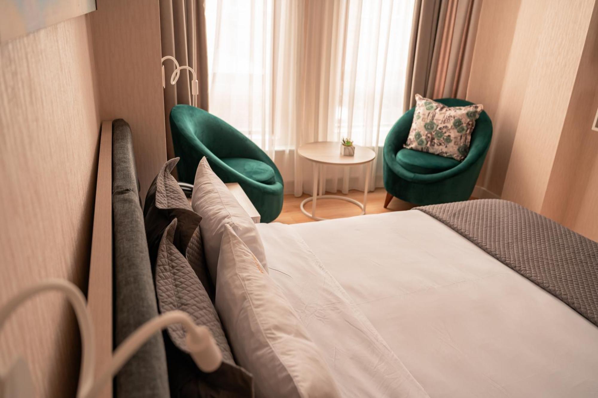 טביליסי Hotel Well Inn מראה חיצוני תמונה