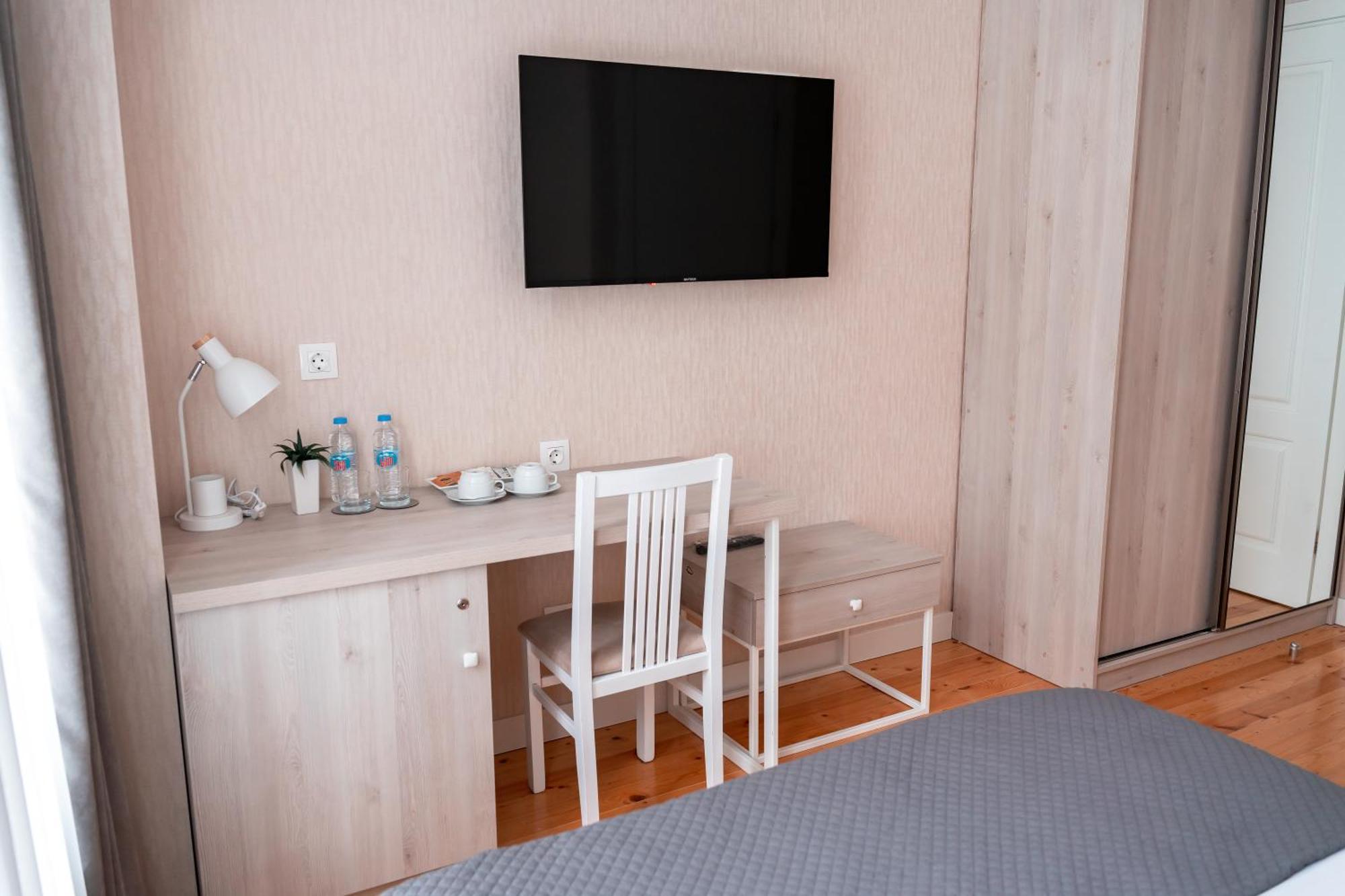 טביליסי Hotel Well Inn מראה חיצוני תמונה