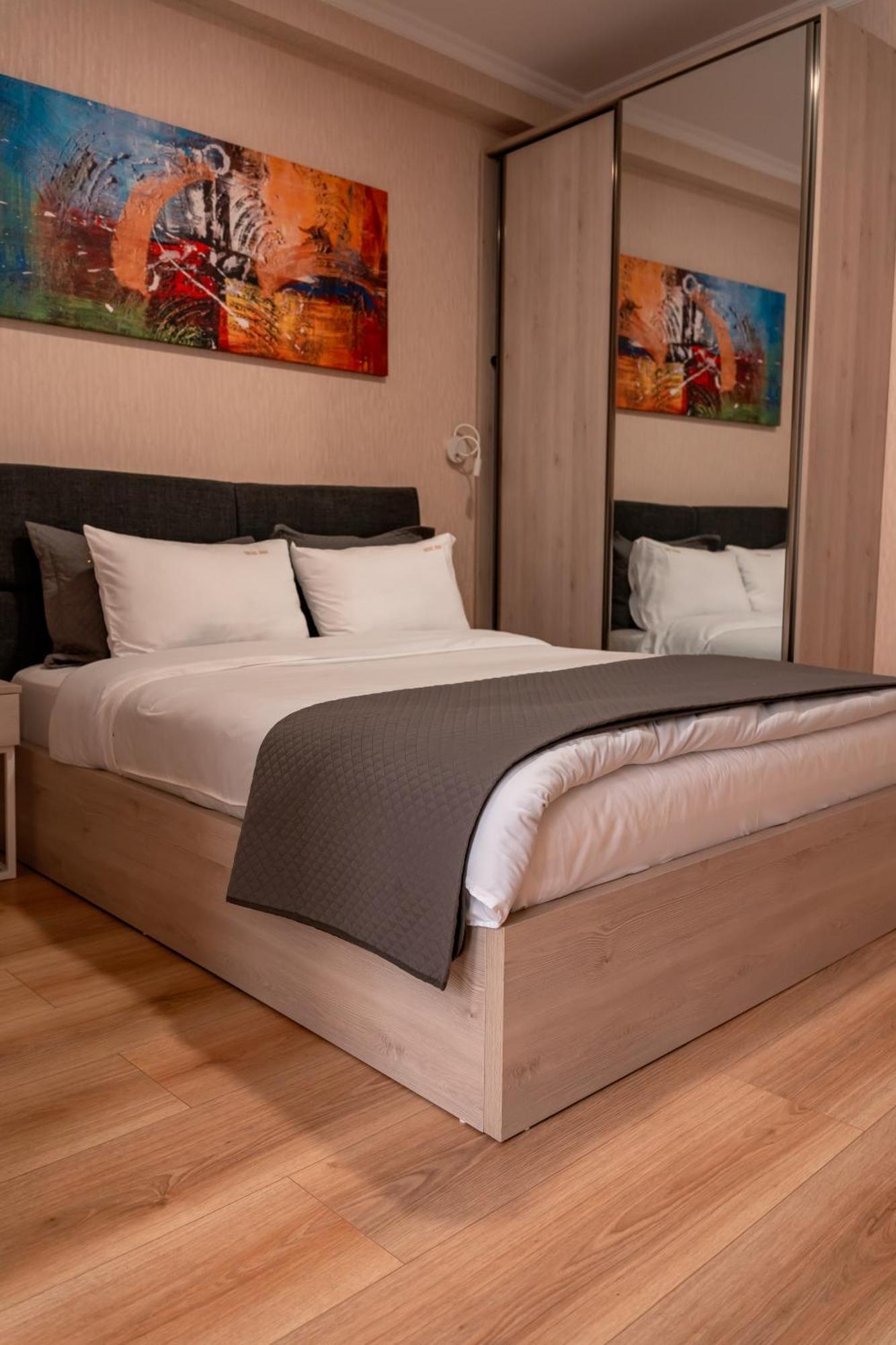 טביליסי Hotel Well Inn מראה חיצוני תמונה