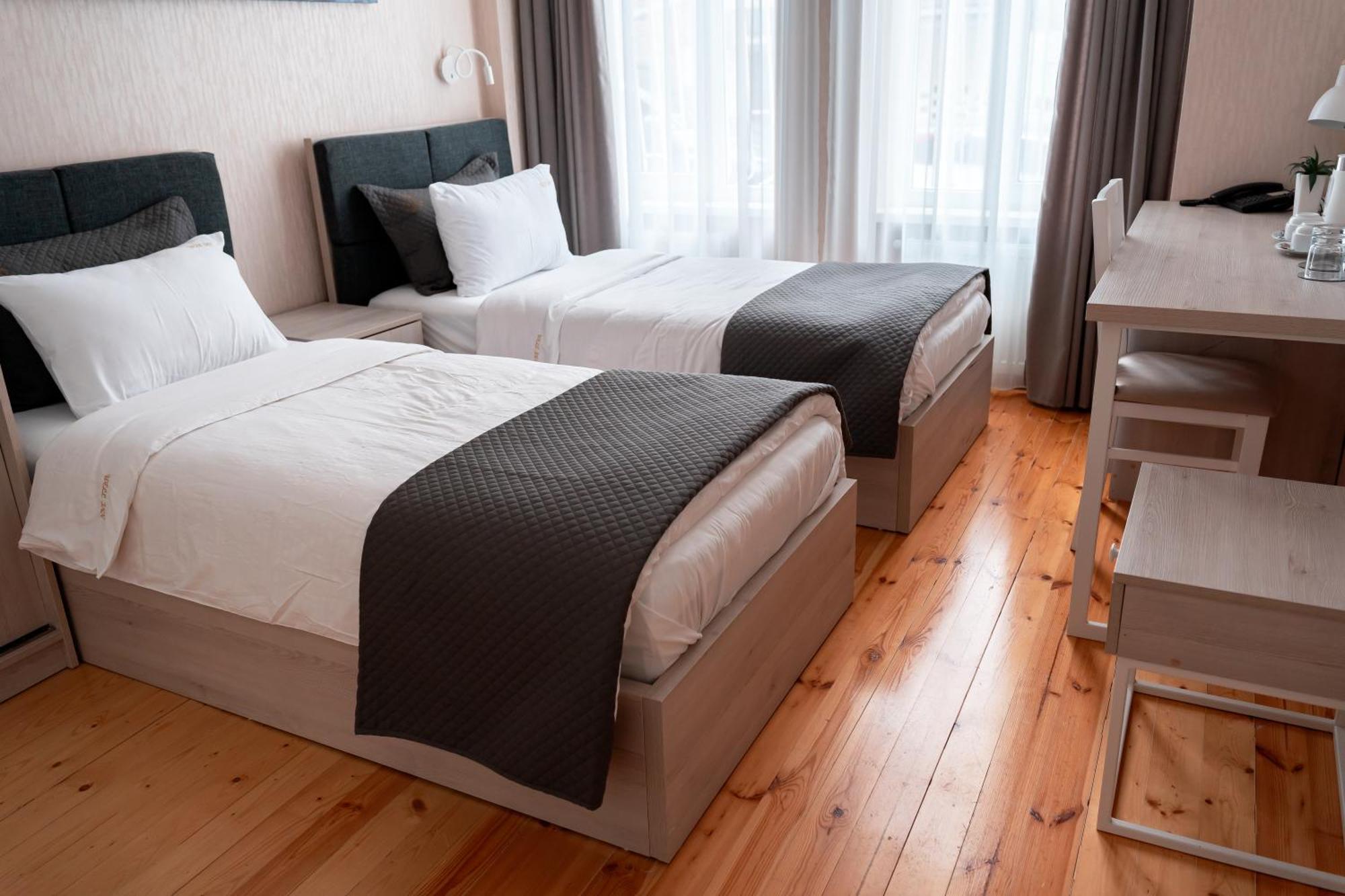 טביליסי Hotel Well Inn מראה חיצוני תמונה